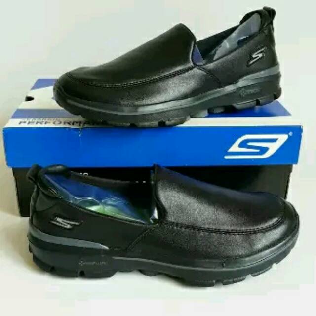 SEPATU SKECHERS MEN GO WALK 3 LEATHER