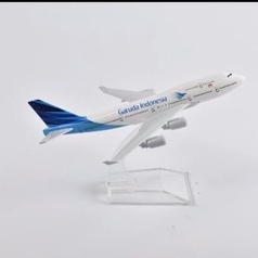 Miniatur Diecast Die cast Pesawat Terbang Garuda Indonesia Besi