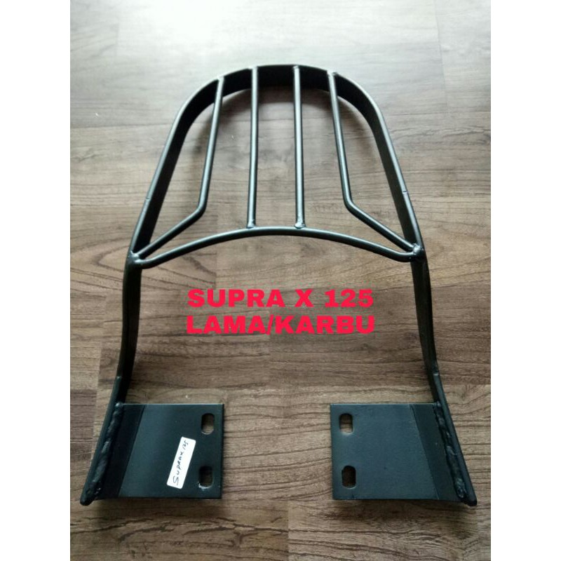 BRACKET BOX MOTOR SUPRA X 125 LAMA/KARBU