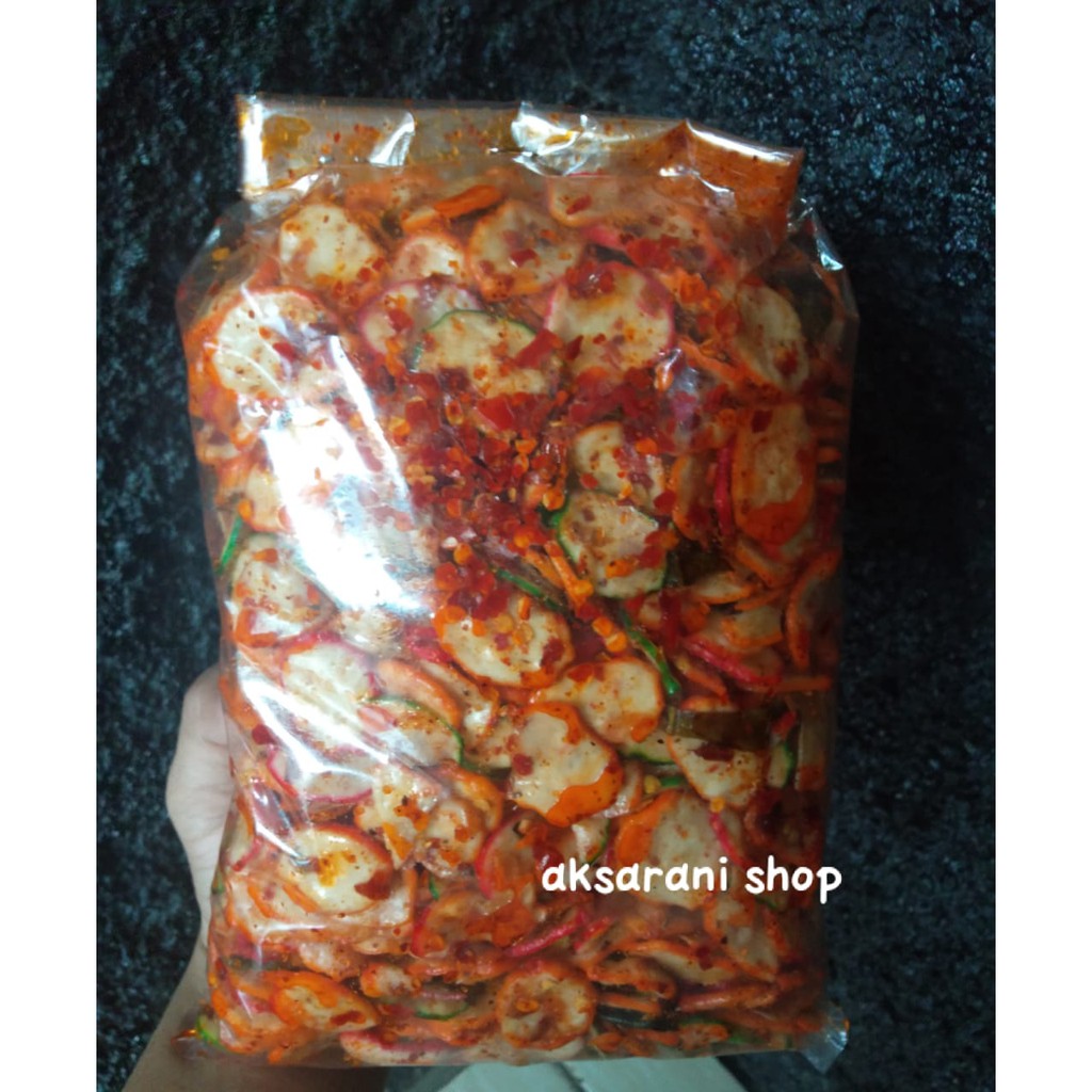 

kerupuk bawang pedas isi 500 gram / cemilan instan daun jeruk / kerupuk jablay