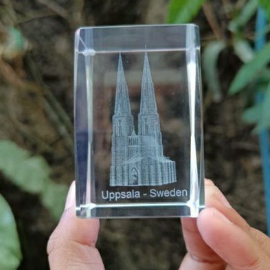 Souvenir pajangan kristal miniatur replika Uppsala Sweden oleh oleh negara Swedia Eropa