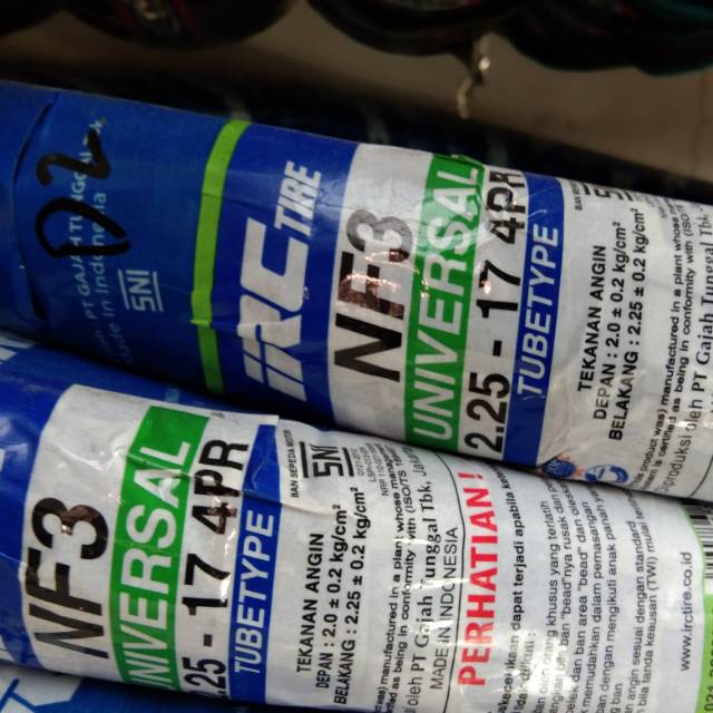 IRC 225-17 NF3 Ban klasik kembang lurus ring 17 TUBETYPE