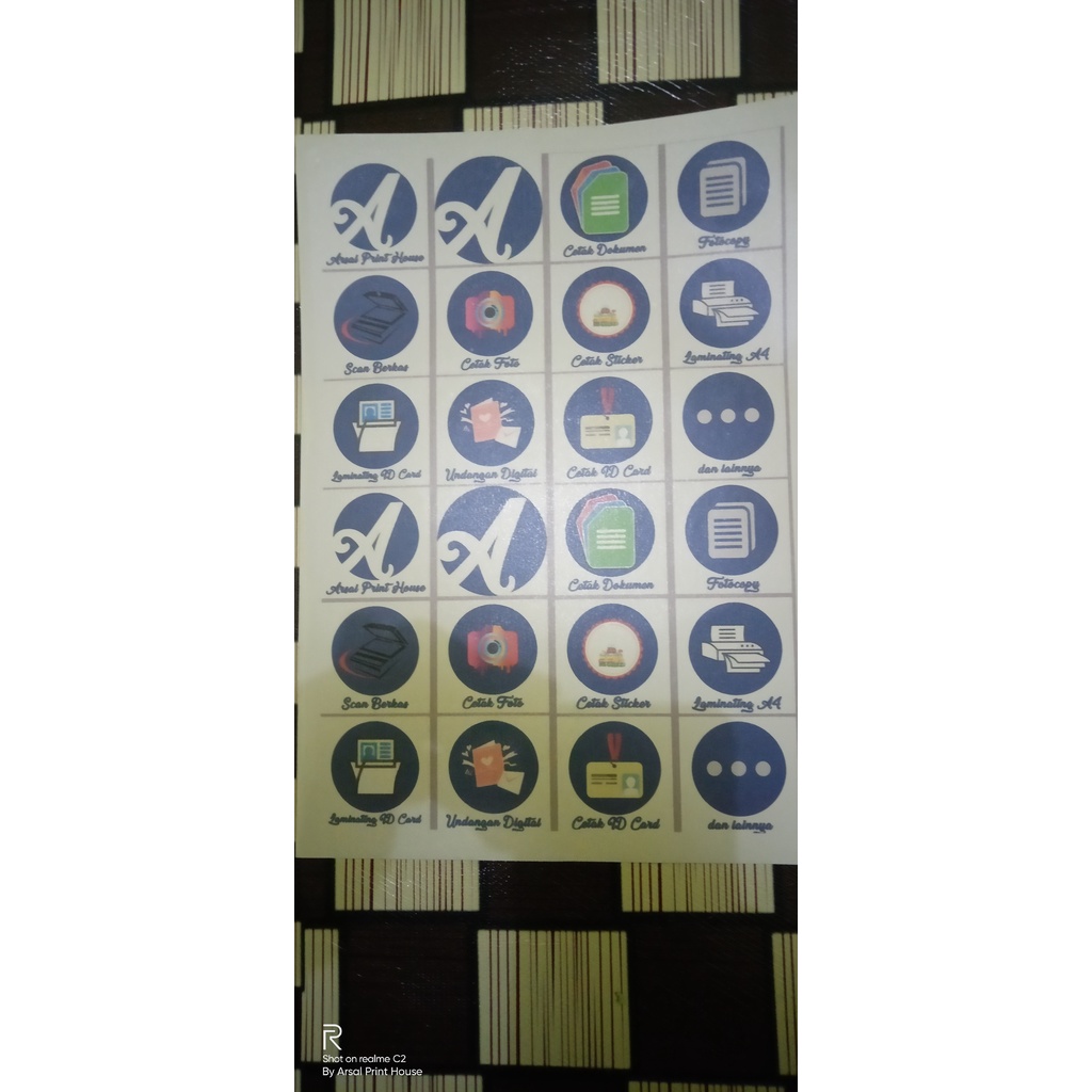 

Cetak Sticker Label Produk Makanan
