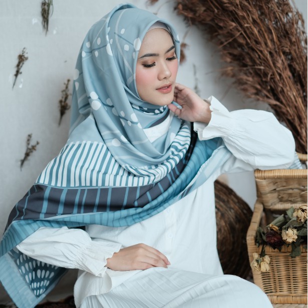 KERUDUNG SEGI EMPAT PRINTING MOTIF JILBAB SEGIEMPAT HIJAB SEGIEMPAT SCARF PARVEEN