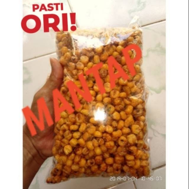 

Jagung marning rasa jeruk purut manis dan asin menyatu menjadi lezat