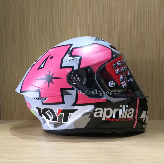 OFC KYT TT Course Espargaro 2019 repaint