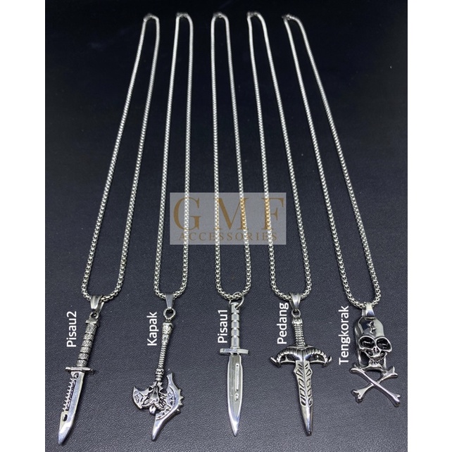 Kalung Titanium Liontin Senjata Kalung Pria Macho Keren Kalung Anti Karat Stainless Steel