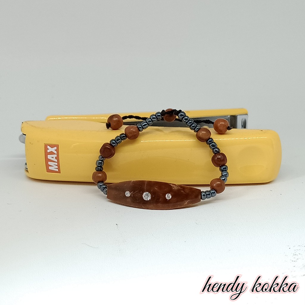 gelang kokkak akukah manik mata anak coklat