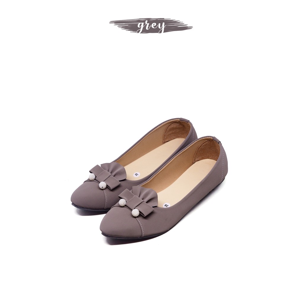 Flatshoes Pita Kipas Mutiara - Sepatu Wanita