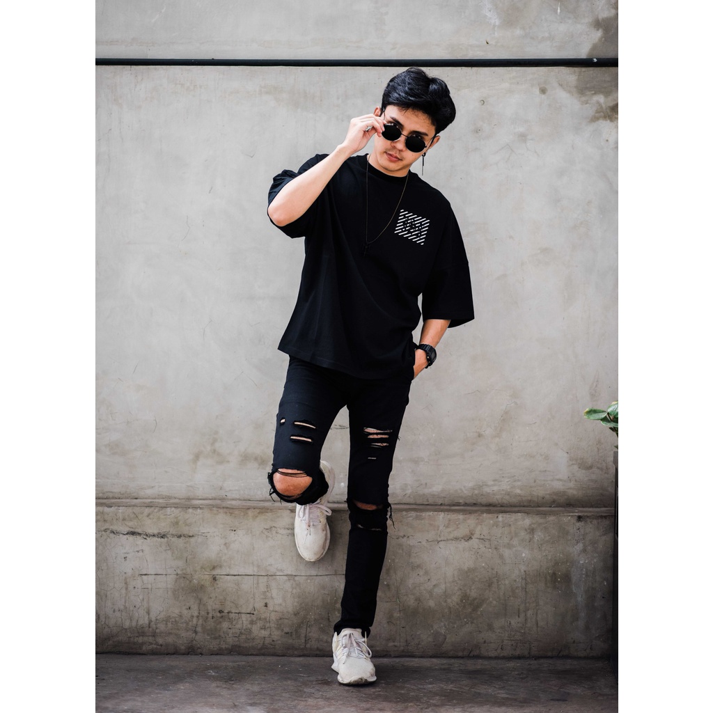 kaos oversize Hits Insane Jet Black combet 24sl insane wardrobe