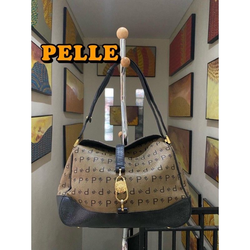 Tas PELLE