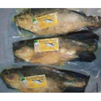 

Bandeng Presto Jumbo Garasi Khas Semarang