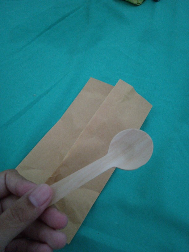 Set Sendok Dessert Bulat 10cm Cover Kraft Paper Sealed Tertutup Rapat Higienis