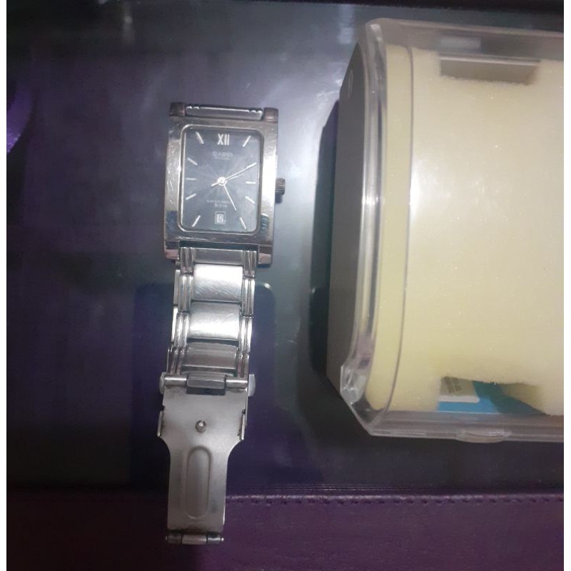 Preloved Jam Tangan Cewek Casio Original