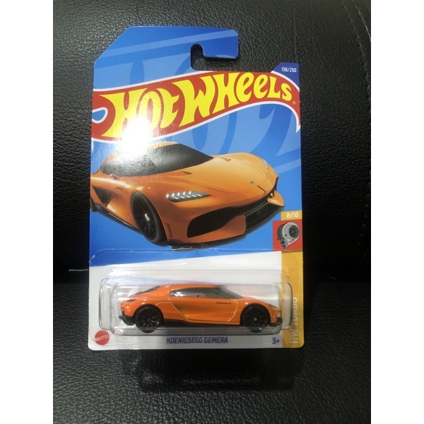 koenigsegg gemera hotwheels oranye