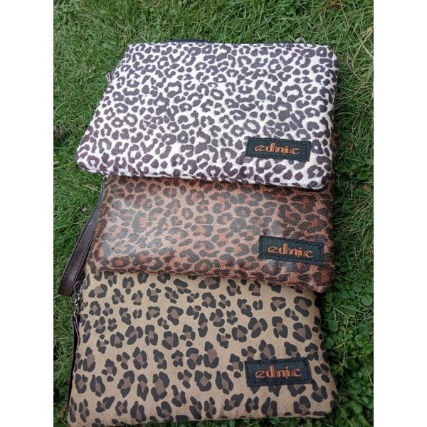 tas pouch dompet clutch motif hewan leopard dan tenun