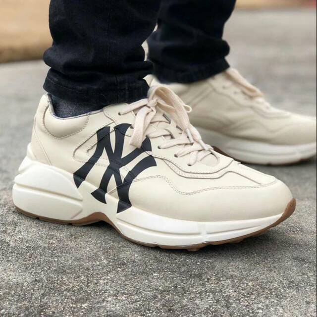 gucci ny sneakers