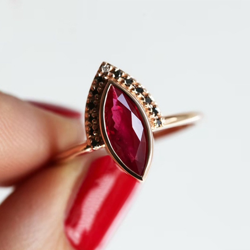 Fancyqube 2in1 Cincin Rose Gold 18k Hias Rubi Hitamberlian Imitasi Untuk Pertunanganpernikahanpengantin Wanita