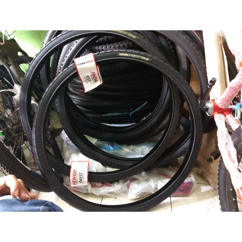 Ban luar kenda 27.5 × 1.35
