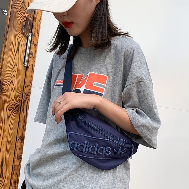 Tas Waistbag Slingbag Wanita 01327880 Tas Pinggan  Import