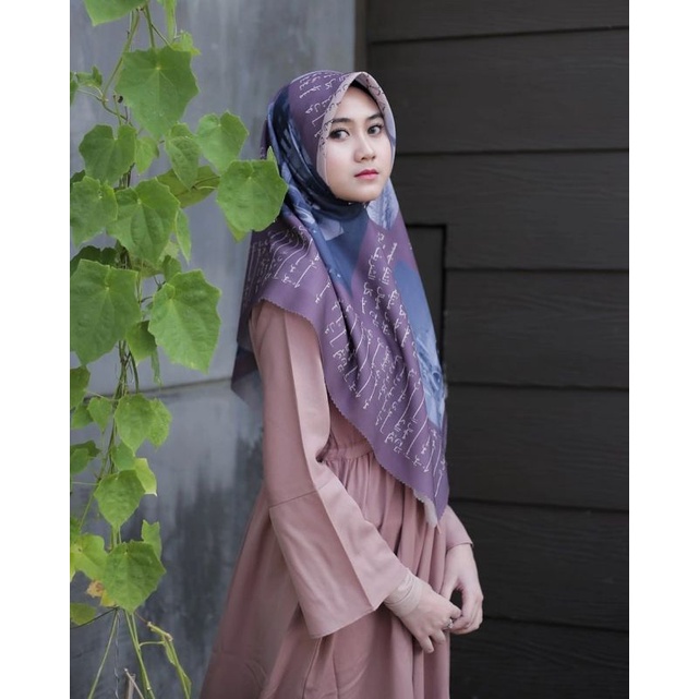 jilbab voal koran Arab tajmahal //jilbab voal bunga full Arab  //jilbab  voal aksara jawa termurah /