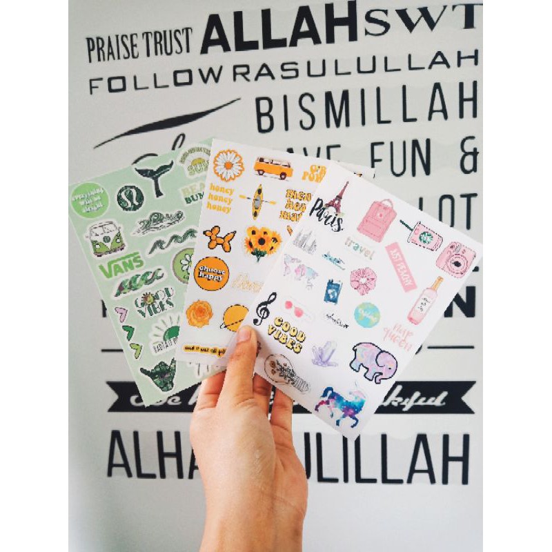 

Sticker Print and Cut (Tinggal Copot, Sudah Di cutting "Kiss Cut")