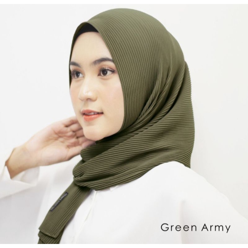BEST SELLER - Jilbab Pashmina Plisket Ceruty Premium-Hijau Army