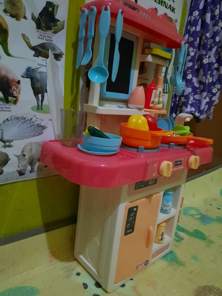 Tma / Mainan Anak Spraying Mist Kitchen / Kitchen Set Uap Ukuran Besar