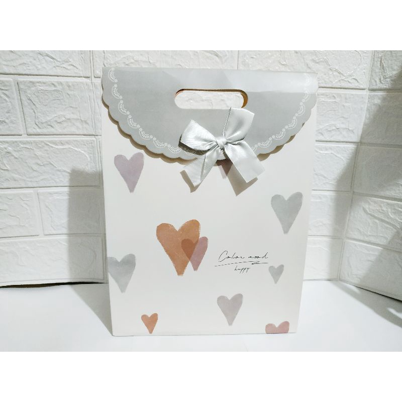 

LK26 Paper Bag 24x10.5x32cm 9045841