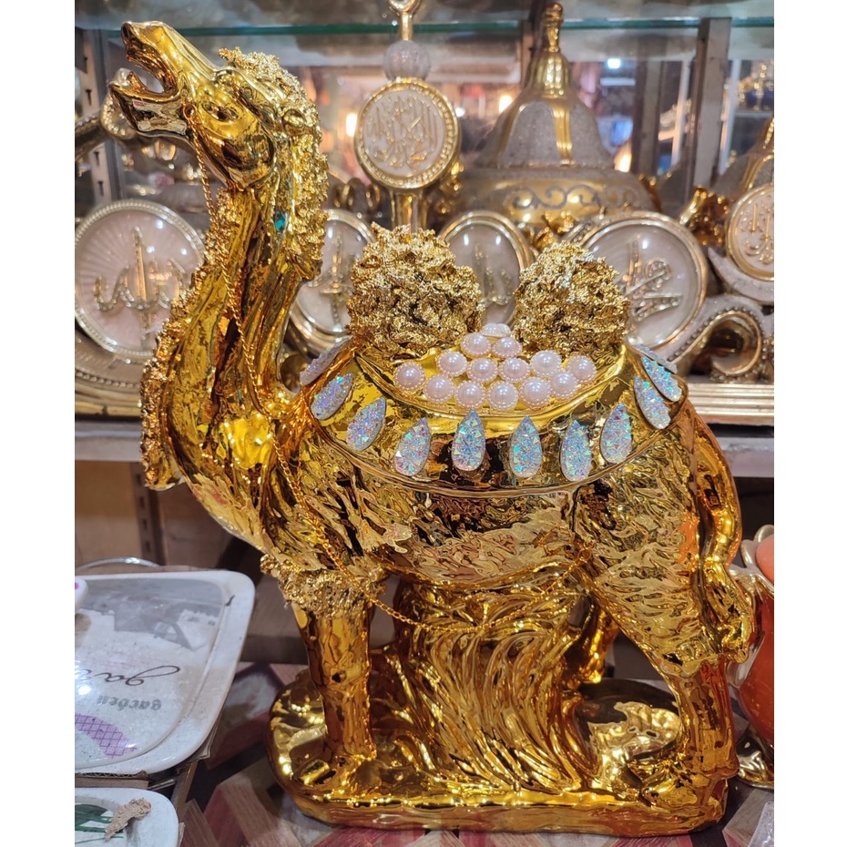 Onta Emas Keramik Hias