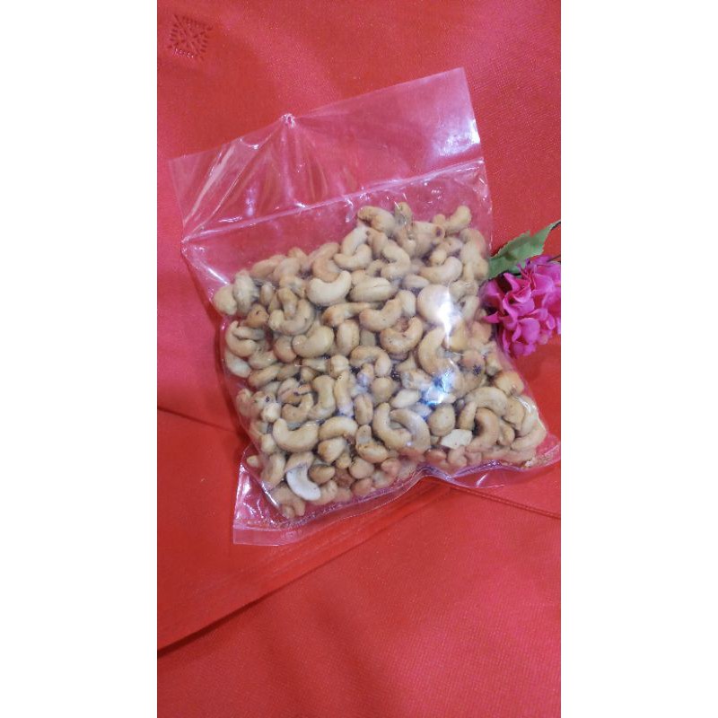 

Kacang Mede