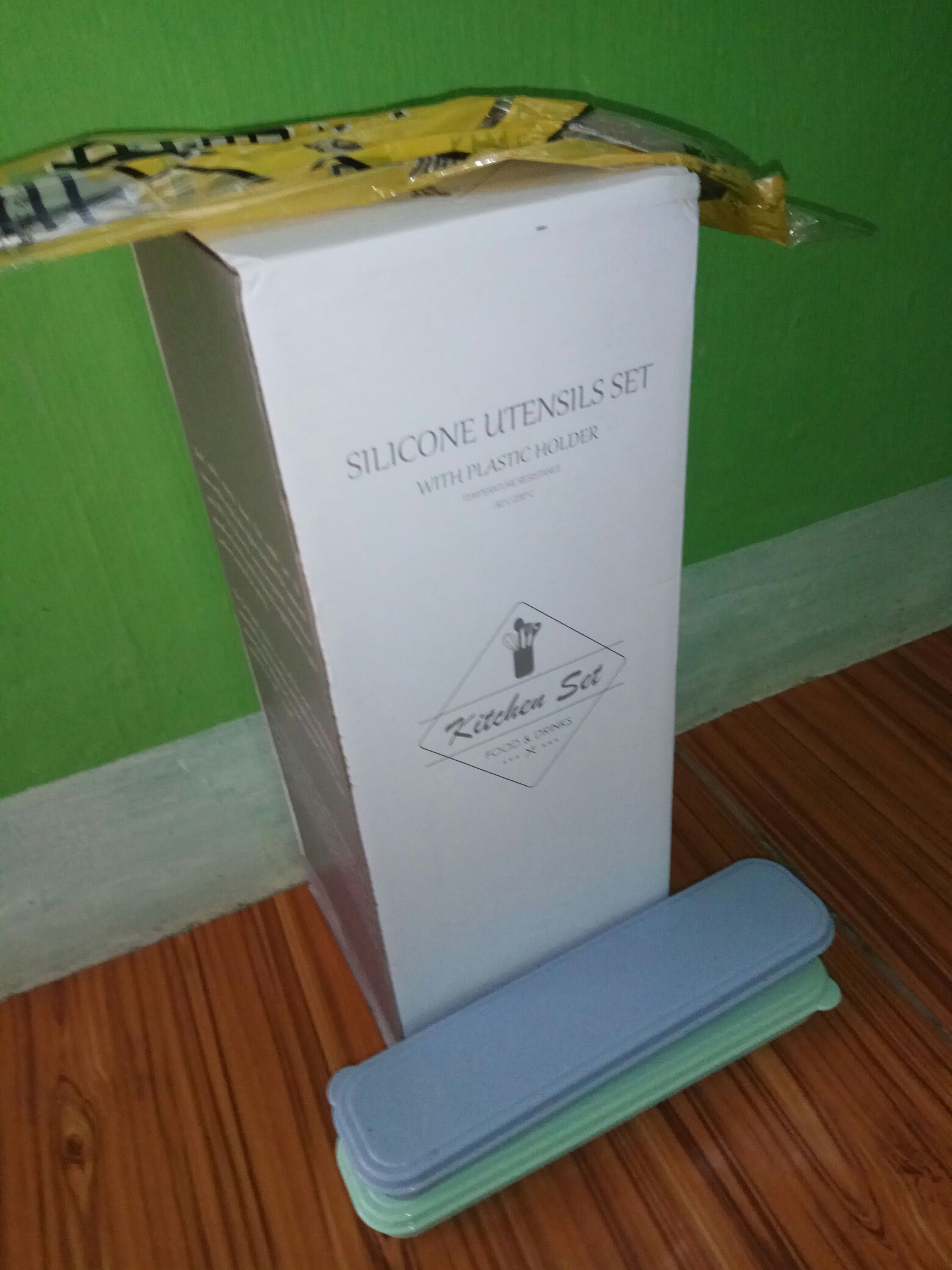 Sendok Garpu Sumpit Set Alat Makan Travel Piknik Bekal Korea