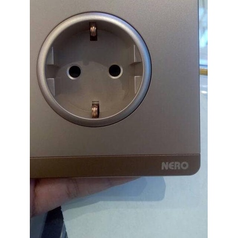 ➤ Nero Stop Kontak Decora Gold ♛