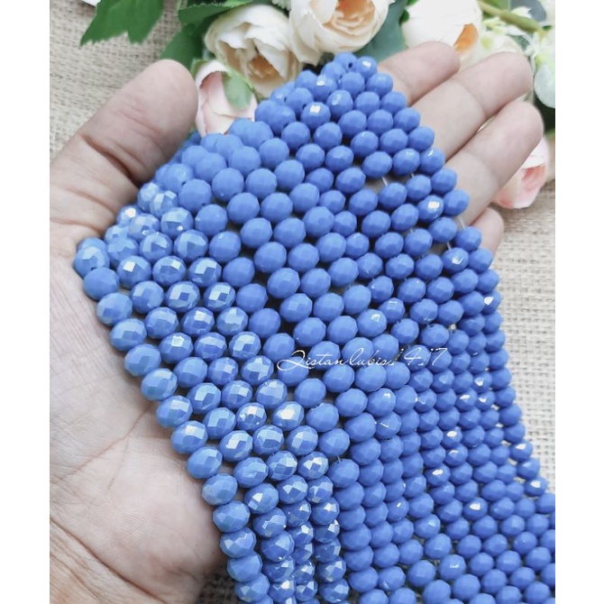 Crystal ceko serian biru