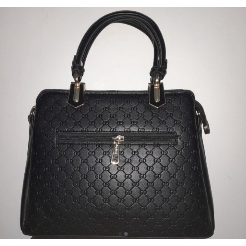 Tas wanita branded Gucci