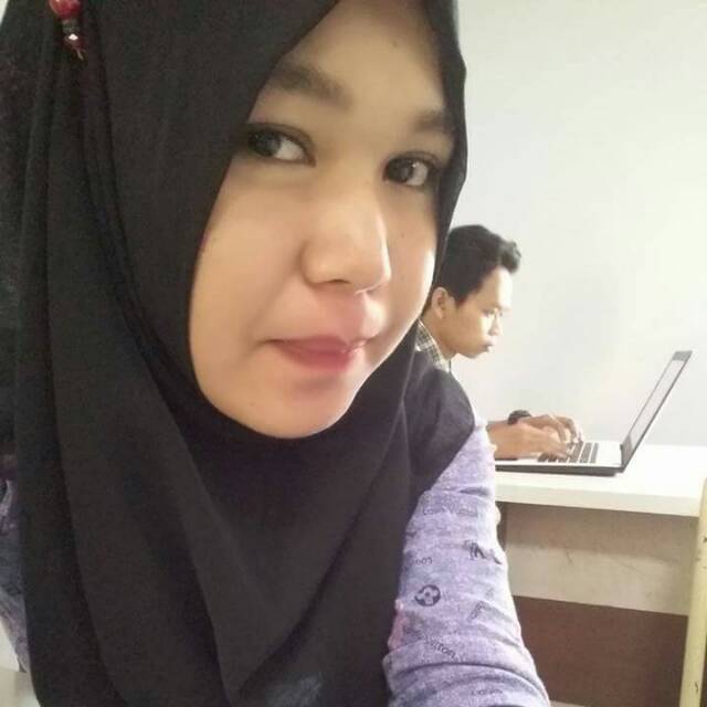 reni_juniasti
