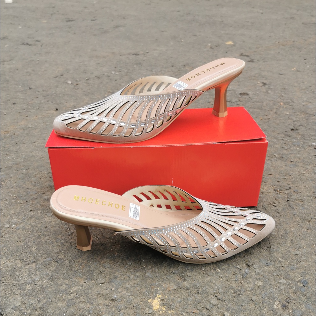 Qwertyzone Kinara Heels 7cm Anti Slip Cream/Black || Qwertyzone Kinara Heels 7cm Premium Quality