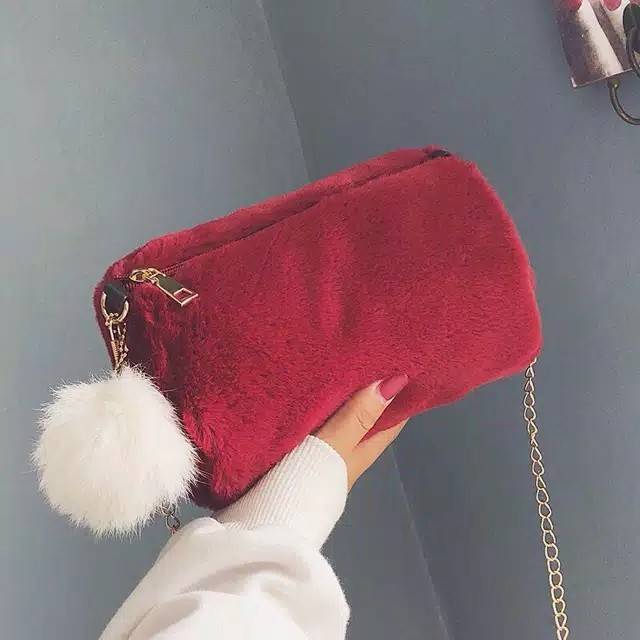 COD [BAYAR DI TEMPAT] SBT122 Sling Bag Tas BULU IMPORT TERMURAH + Gantungan Pompom Ladies Crossbody
