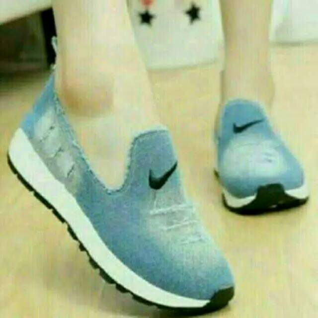 Sip on nike jeans biru