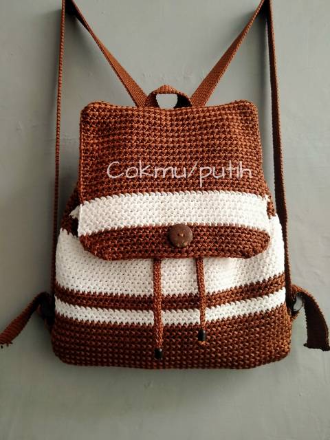 TAS RAJUT RANSEL STRIP KEKINIAN