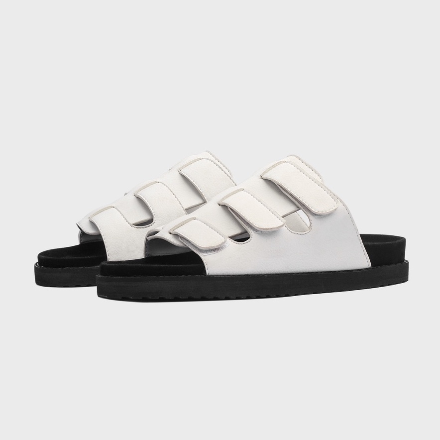 CHAMBER WHITE |ManNeedMe x GFLAMES| Sandal Jepit Pria Casual Sendal Slide ORIGINAL