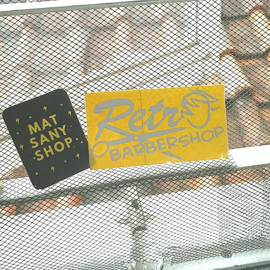 

STIKER STICKER GAMBAR TEMPEL JADUL LAWAS RETRO BARBERSHOP