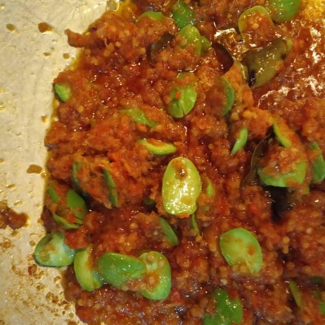 

Sambal pete / sambal petai