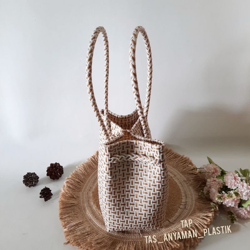 Tas Anyaman Plastik Premium Rotan Hampers Jali Polos Pastel Banyak Pilihan Warna Size S