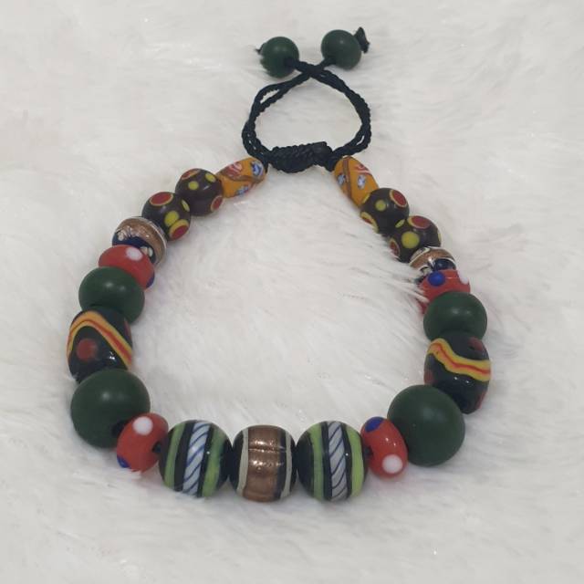 Ethnic bracelet / gelang etnik dayak beads asli Kalimantan