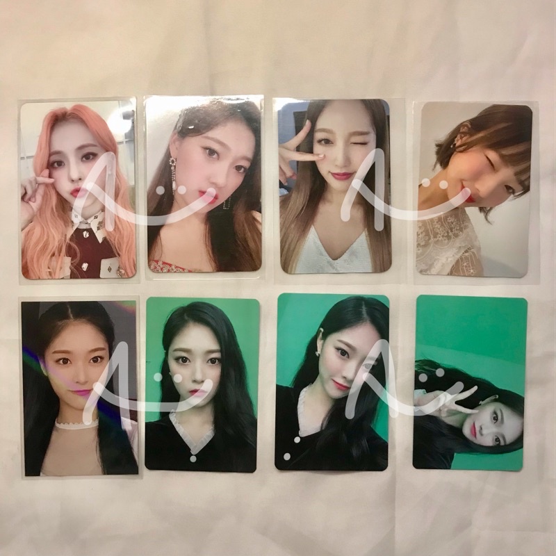 vivi, hyunjin, gowon, yeojin loona photocard