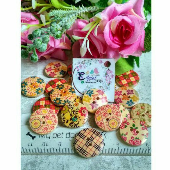 kancing kayu motif(lusin)