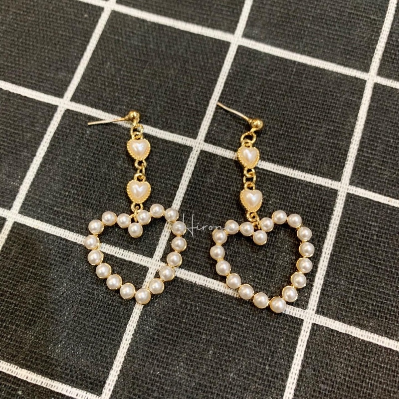 anting korea lucu anting tusuk panjang cute earrings anting panjang daun putih