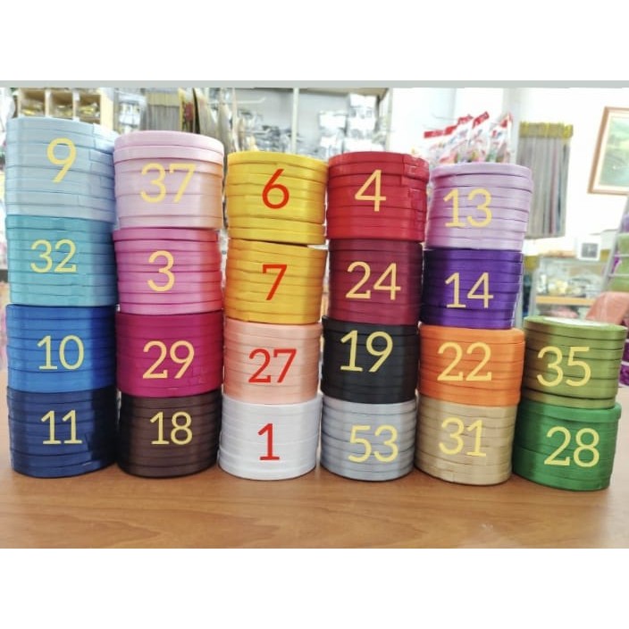 

Pita Satin 1/4 inch / Pita Satin Lebar 0,6cm / 25yard / Harga PER 1 PCS