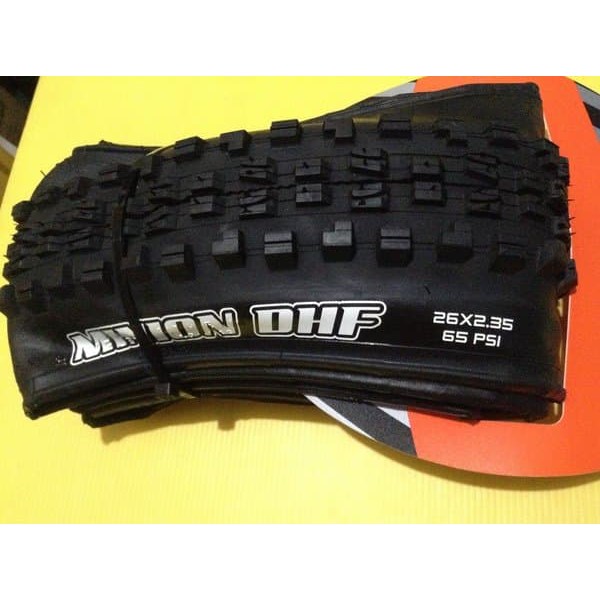 maxxis minion dhf 26 2.35